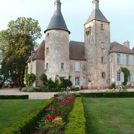 Chateau De Clusors Saint-Menoux Экстерьер фото