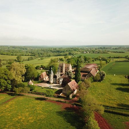 Chateau De Clusors Saint-Menoux Экстерьер фото